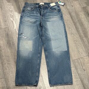 Universal Thread Distressed Blue Boyfriend Jeans